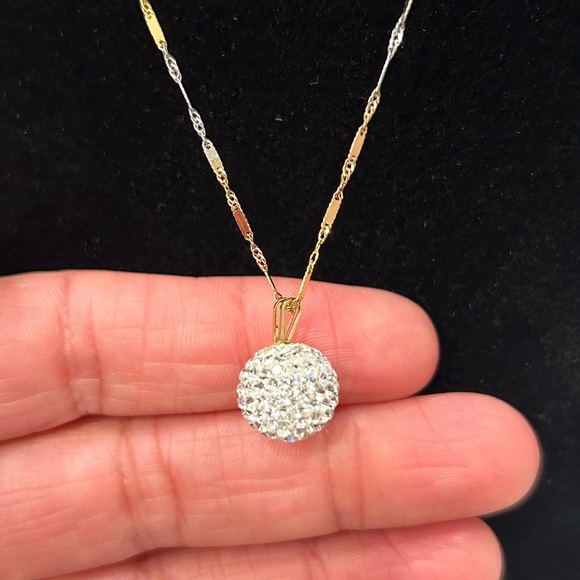 10k solid gold crystal ball pendant - Picture 2 of 3